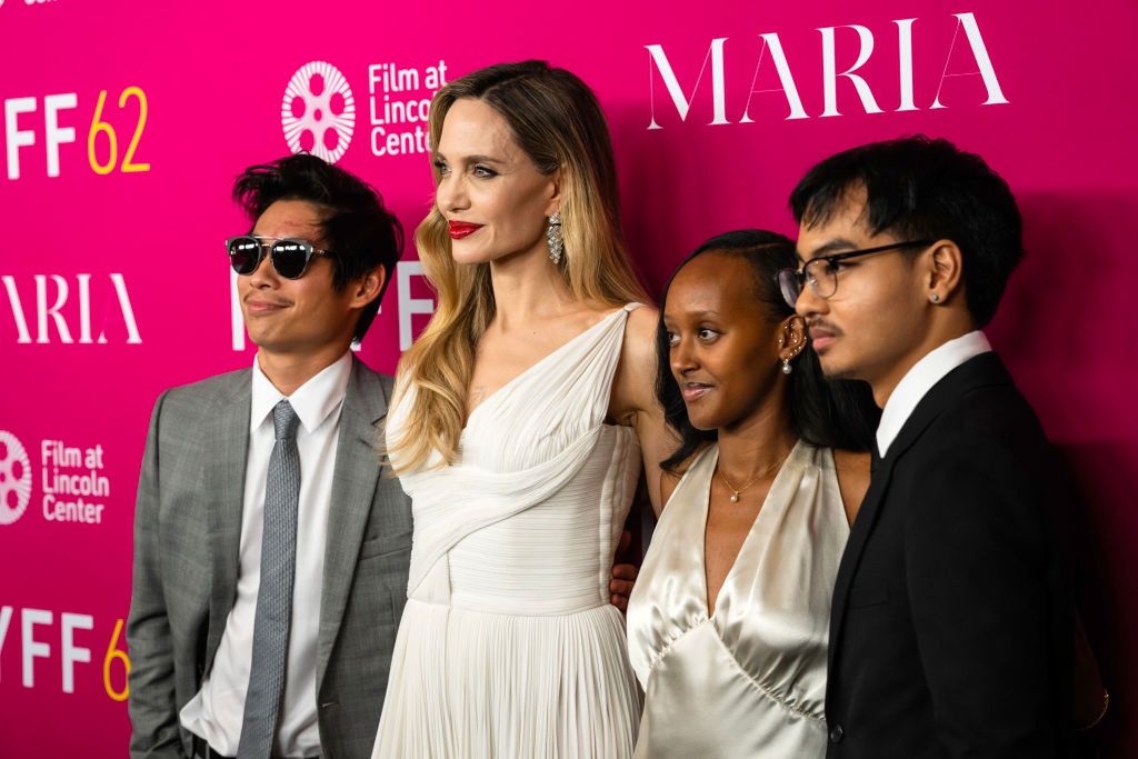 Angelina Jolie z dziećmi