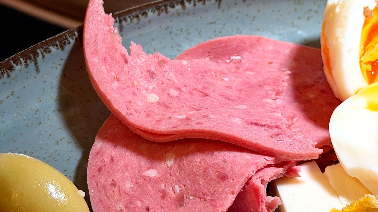 Jeszcze nie tak dawno jedzono ją codziennie. Dziś wstydzimy się kupować