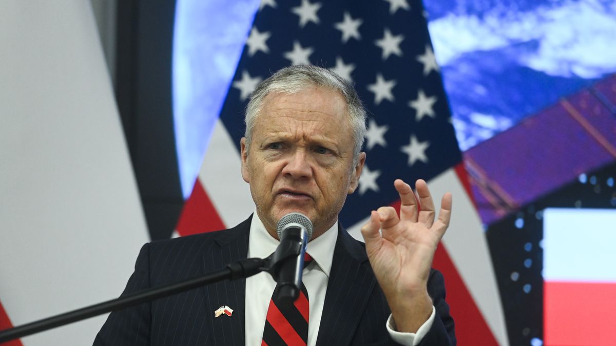 Thomas Rose
Piotr Nowak
Agencja Rozpoznania Geoprzestrzennego i Us�ug Satelitarnych, ARGUS, armia, komunikacja, memorandum, MON, polityk, polityka, przez satelit�, satelitarna, Si�y Zbrojne, wojska, wojsko, wojskowa