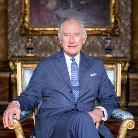 Król Karol III zrywa stosunki z Harrym?