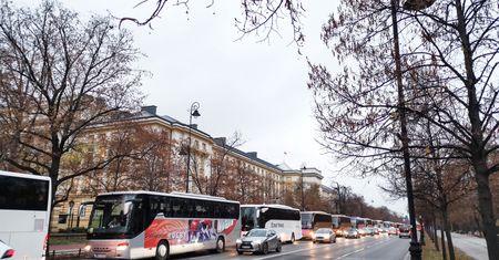 Protesty w Warszawie. Przewoźnicy strajkowali przed kancelarią premiera