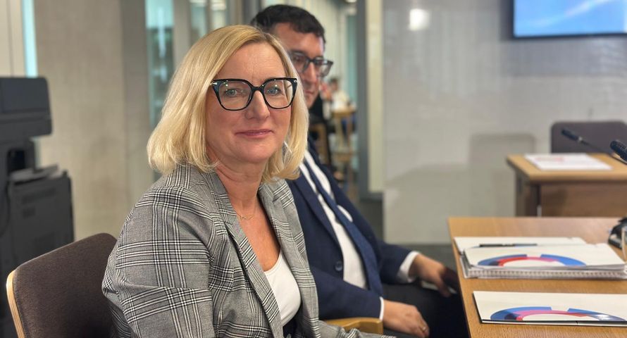 Mocny głos nowej szefowej KRRiT. Popiera rewolucję na multipleksach, radio analogowe to dla niej "anachronizm"