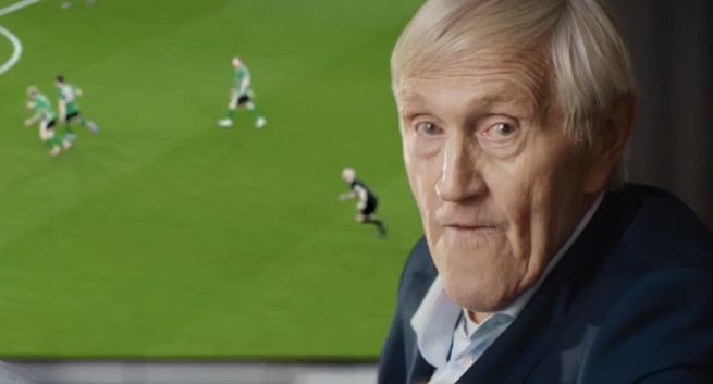 Jacek Gmoch pomaga kibicom i rysuje taktykę w reklamach telewizora LG OLED ThinQ AI (wideo)