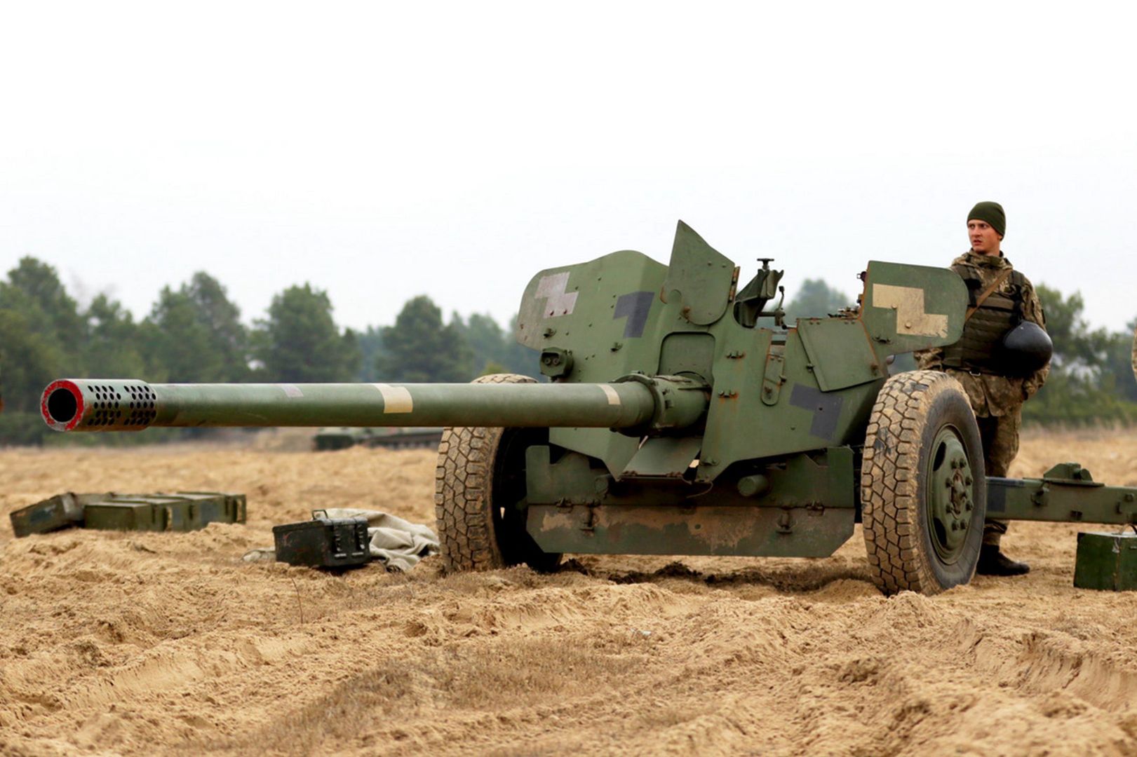 Armata przeciwpancerna T-12 Rapira