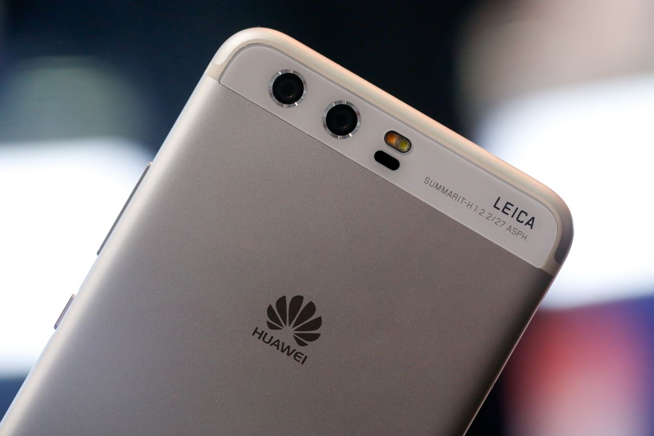 Samsung, Huawei P10 i iPhone X mają najwięcej podróbek. Jest też fałszywe 5G