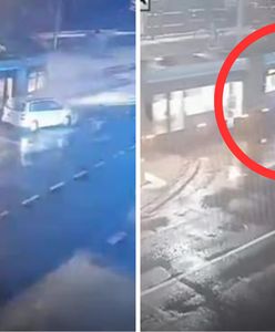 Uciekał przed policją, w bagażniku był 34-latek. Jest nagranie