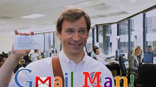 Microsoft ostro nabija się z Gmaila. Zobacz wideo 1