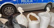 Bolesławiec. Nielegalny tytoń w rękach policjantów. Zabezpieczono prawie 100 kilogramów