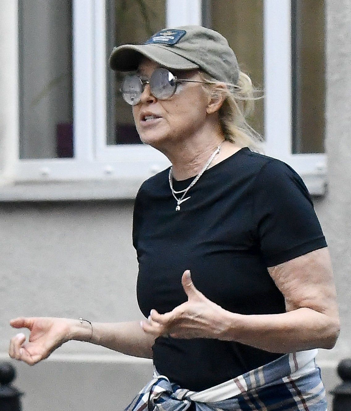 Agata Młynarska "przyłapana" na mieście z mężem