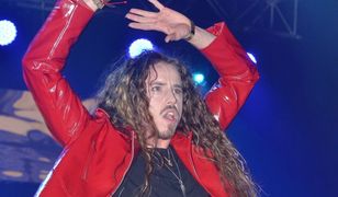 Michał Szpak stracił prawo do swoich utworów. Manager gwiazdora komentuje