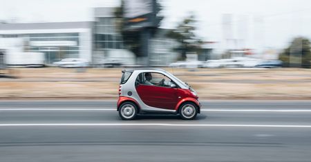 Jak wygląda przyszłość elektrycznych samochodów według Smarta?