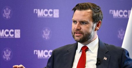 "Postaramy się". Vance ostrzega Iran wylotem do Pakistanu
