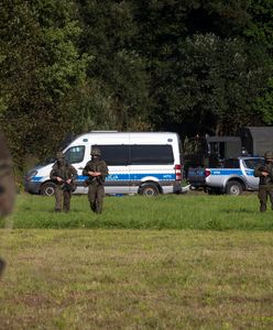 Głos z Episkopatu ws. uchodźców na granicy. Biedroń zaskoczył: Bardzo to doceniam