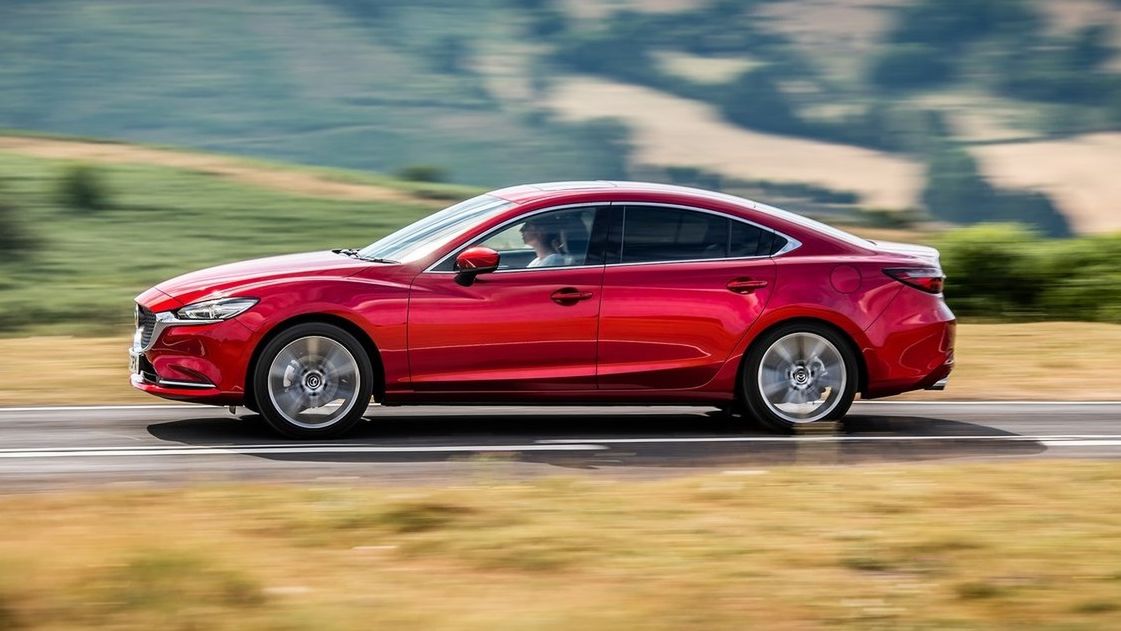 Mimo upływu lat linie szóstki wciąż wyglądają świeżo.