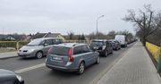 Włocławek: Most dławi się korkami. Kierowcy chcą zmian