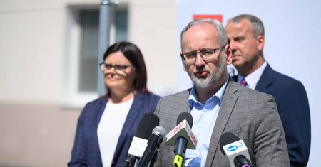 Zgorzelski o dymisji Niedzielskiego: PiS wchodzi w kampanię z przytupem