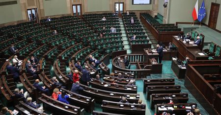 Lex TVN w Sejmie. Ustawa zostanie uchwalona? Terlecki: prawdopodobnie tak