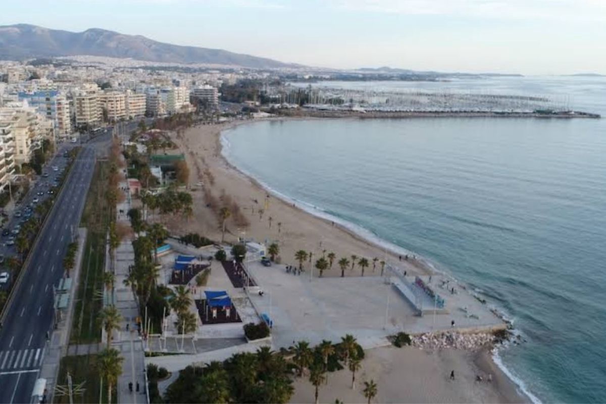 Ciało 3-latki na plaży w Grecji. Nikt nie zgłosił zaginięcia. Policja szuka sprawcy