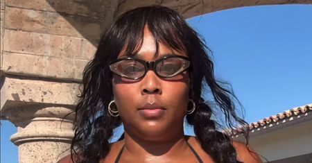 Lizzo pozuje w bikini i chwali się postępami w odchudzaniu. Imponująca metamorfoza?