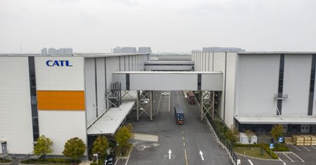 Chiński producent samochodów ciężarowych rozgaszcza się w Meksyku. Myśli o rynku amerykańskim