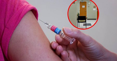Rodzice wypisują dzieci z przychodni. Sanepid rozpoczął kontrole