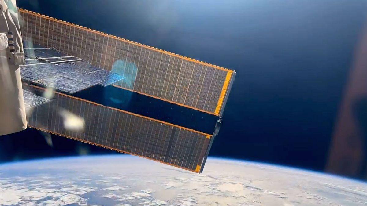 Japoński miliarder pokazuje, jak bawił się na ISS. Nagrał świetny film poklatkowy 1