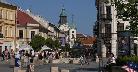 Pogoda w Lublinie. Prognoza na wtorek 11 listopada. Pochmurno, zamglenia i wieczorne opady