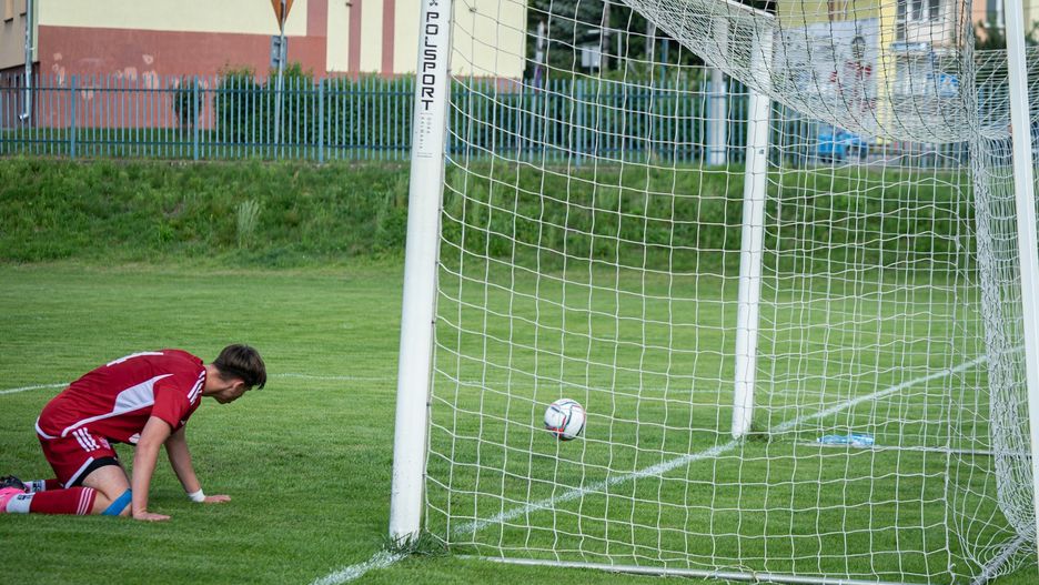 ŁKS II Łomża przegrał u siebie z Ruchem Wysokie Mazowieckie 1:2