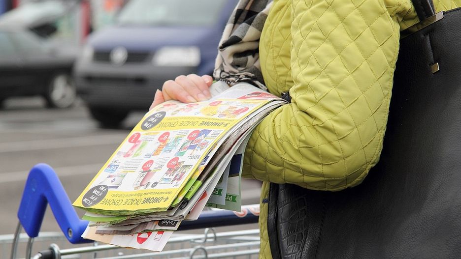Biedronka ograniczyła promocje, a Lidl zwiększył ich liczbę.