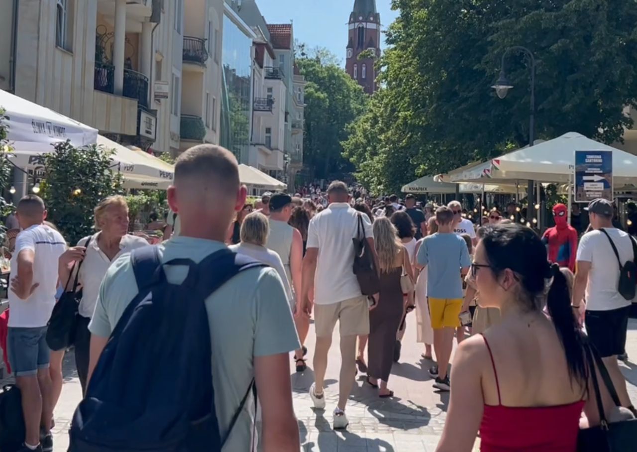 Wideo z polskiego kurortu. Co za tłumy!