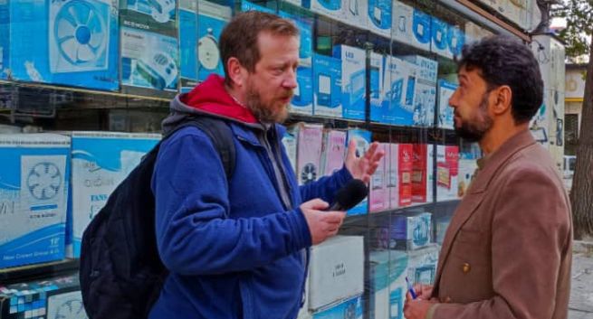 Michał Żakowski nadaje już z Kabulu dla Radia 357 i „Raportu o stanie świata”