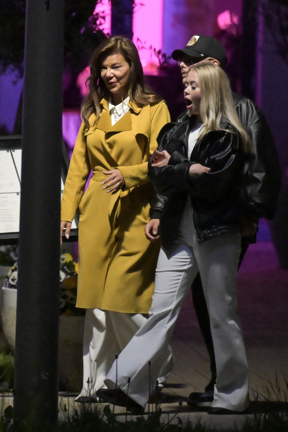 Edyta Górniak z synem i jego partnerką na after party w Sopocie