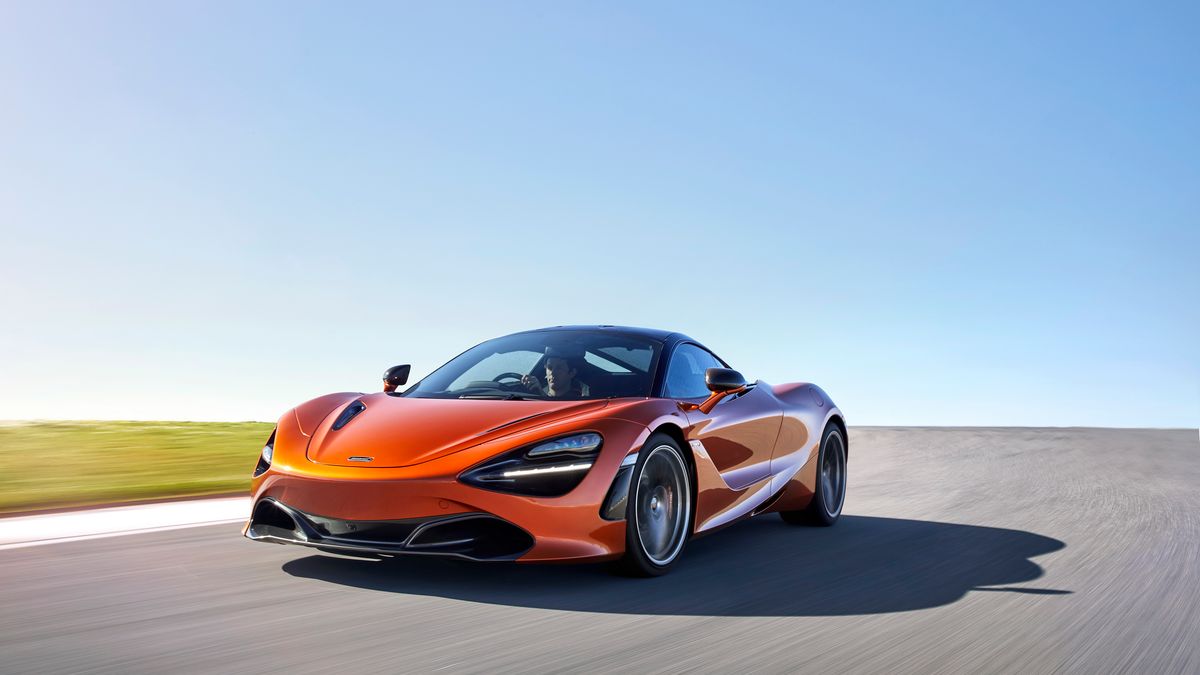 McLaren 720S został rozbity drugiego dnia po zakupie