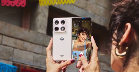Nigdy nie byli królami aparatów. Motorola razr fold ma to zmienić