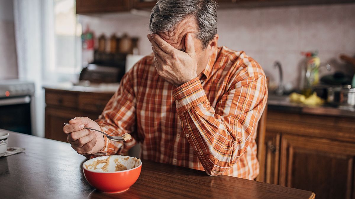 Objaw raka jelit może pojawić się po poisłku
