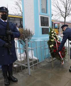 Warszawa. Upamiętniono tragicznie zmarłego policjanta. Będzie odznaka jego imienia