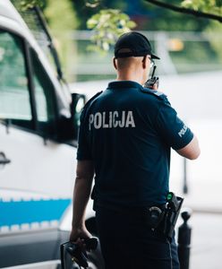 Brutalny atak na uczelni w Warszawie. Sprawcy nie złapano