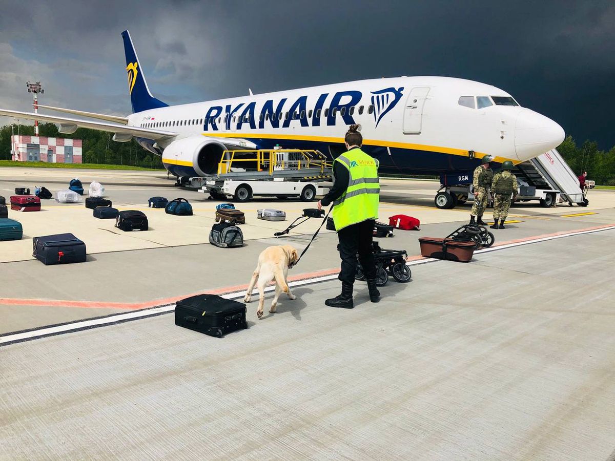 Awaryjne lądowanie Ryanaira. Wielka Brytania zawiesza loty nad Białorusią