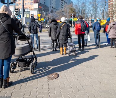 "Cofniemy się do 2015 roku". Mamy nowy raport o polskim ubóstwie