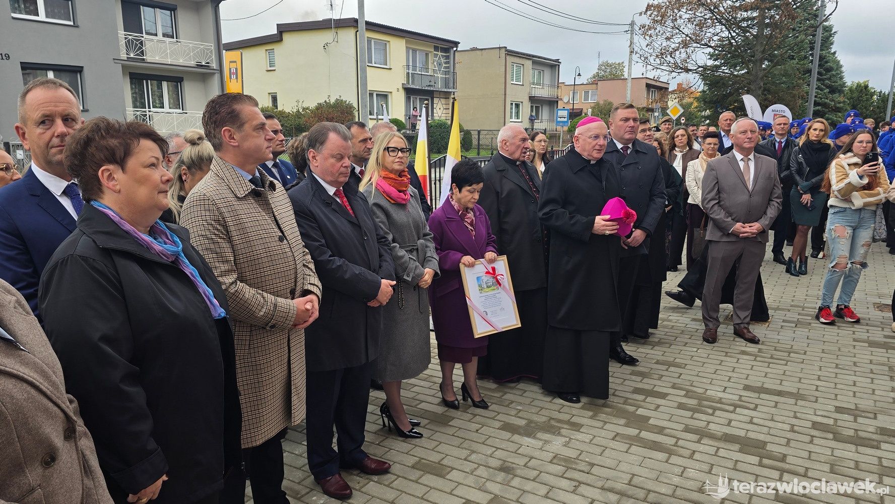 Otwarcie nowego budynku Zespołu Szkół w Kowalu i sztandar