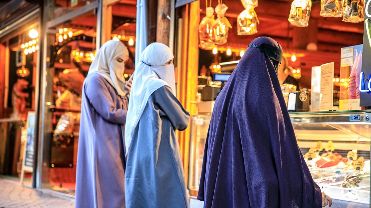 Lato powoli dobiega końca. Turyści z Bliskiego Wschodu wyjeżdżaj