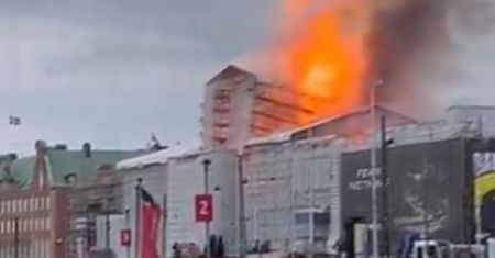 Mieszkańcy Kopenhagi wstrząśnięci. "To jest nasza Notre Dame"