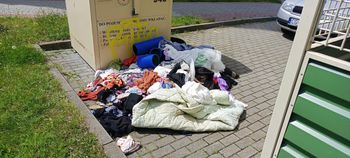 Grudziądz: Przy wielu pojemnikach na odzież panuje bałagan. Wkrótce ma się to zmienić