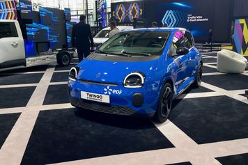 Samochód jak dawniej, czyli małe miejskie Renault Twingo z kratką