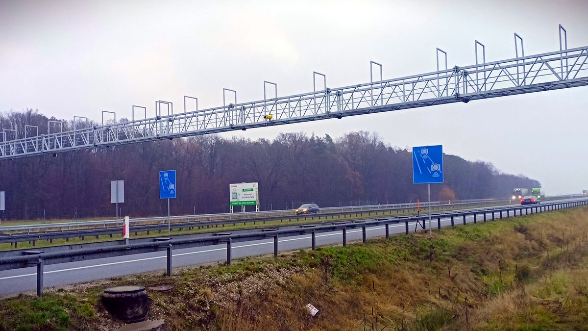 Odcinkowy pomiar prędkości na autostradzie