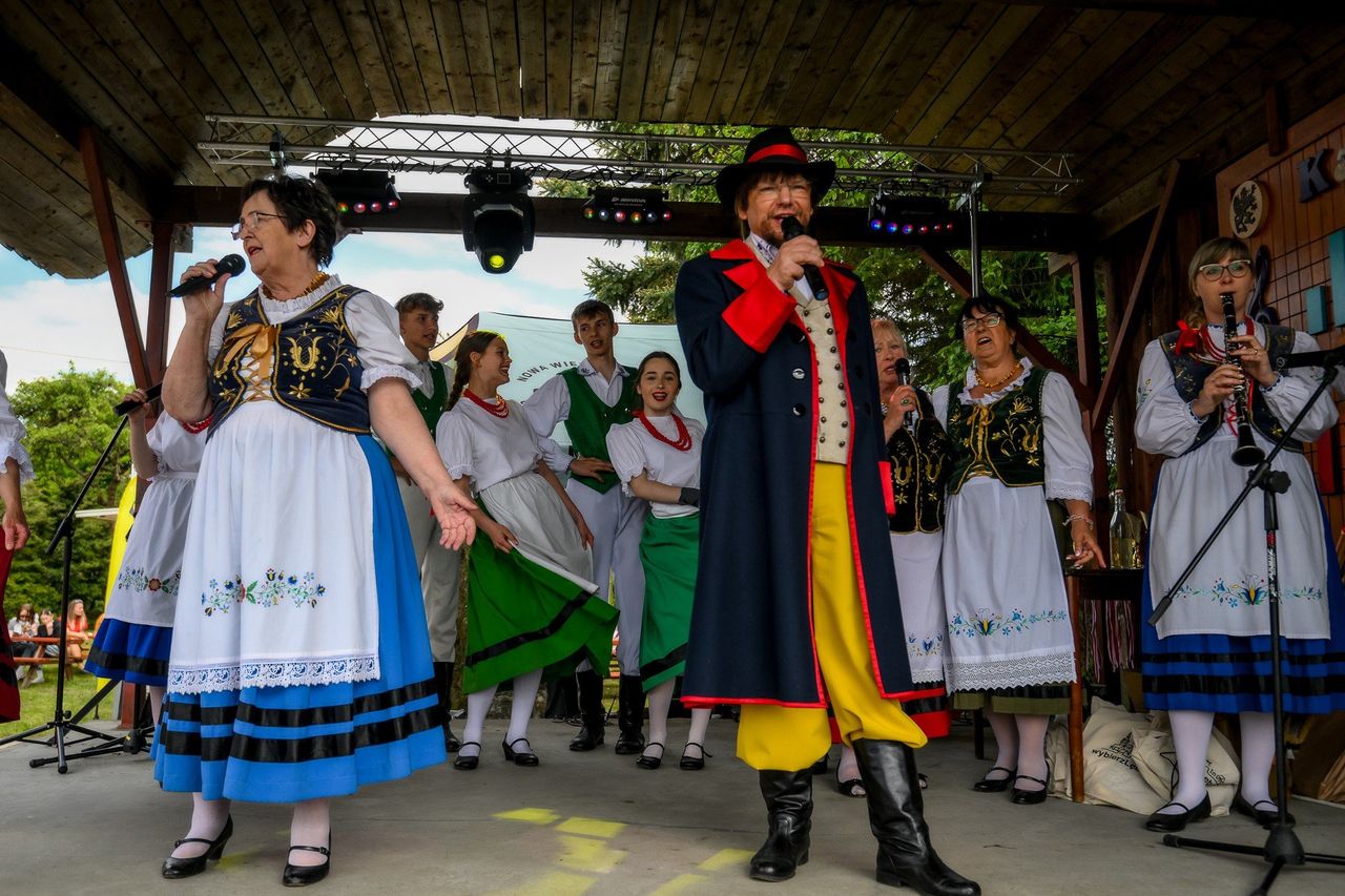 Rekordowa majówka w Wilkowie Nowowiejskim przyciągnęła tłumy. Muzyka i dobra zabawa to dla rekordu najlepsza oprawa