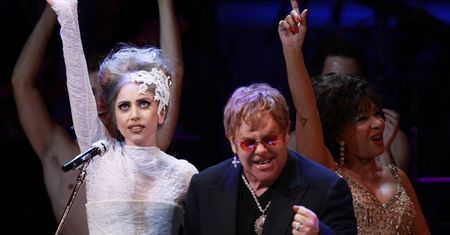 Elton Jonh: "GaGa napisała hymn dla gejów!"