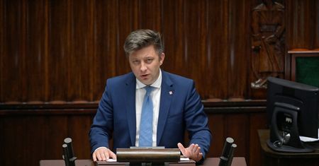 Szef Kancelarii Premiera z koronawirusem. Michał Dworczyk z apelem do Polaków