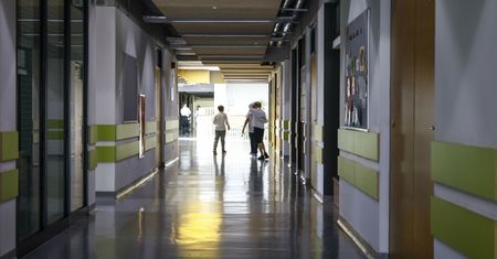 Szkoła tonie w długach. "Dzieci w kurtkach siedziały na lekcjach"