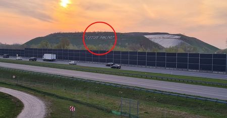 Niefortunne świętowanie kibiców Legii. Internauci wyśmiewają to miejsce